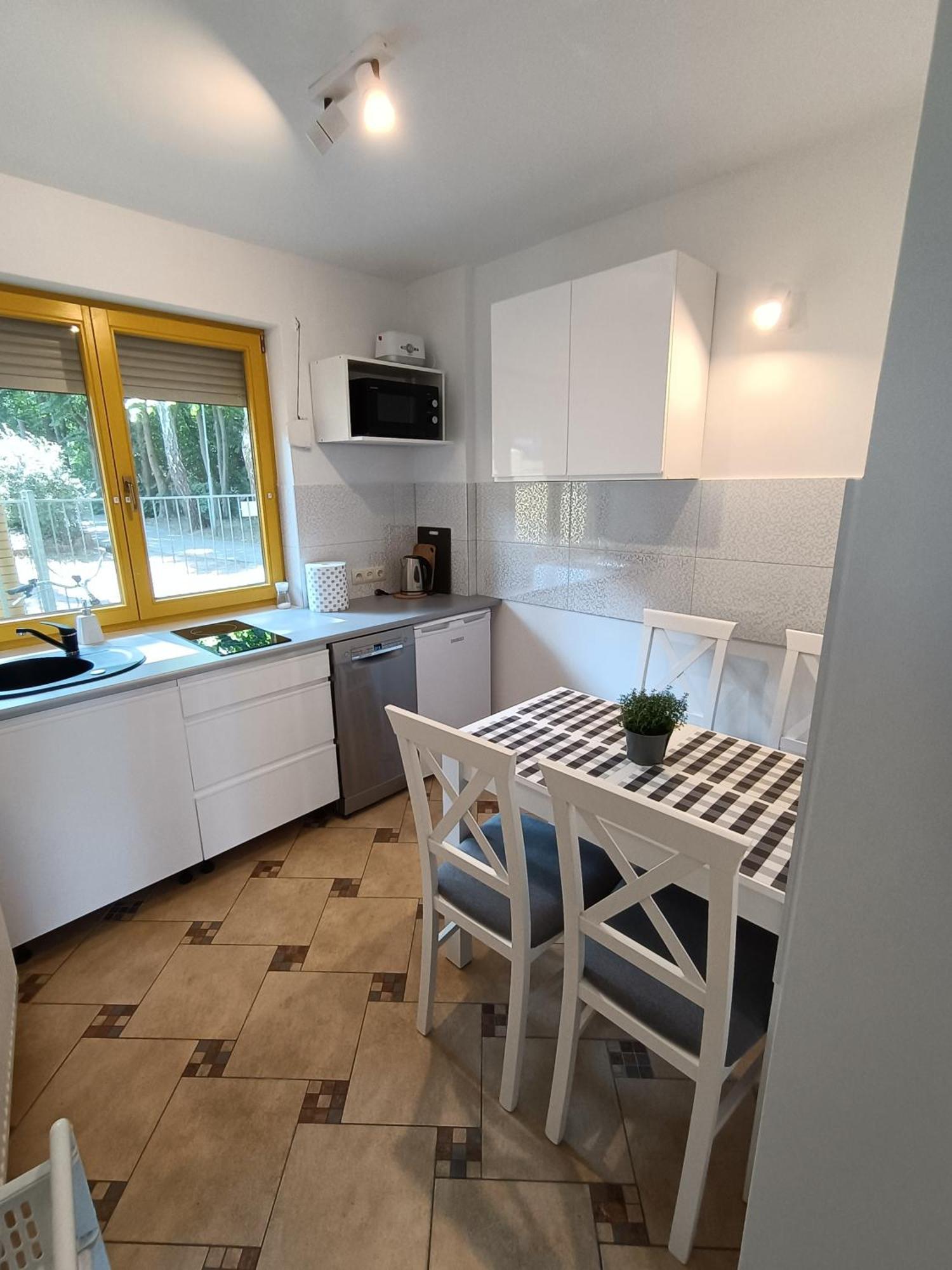 Dom Przy Plazy Apartment Dziwnowek Bagian luar foto